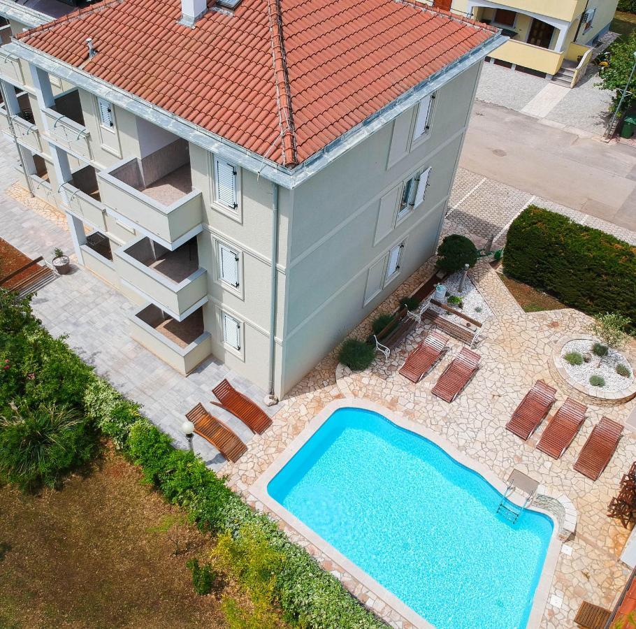Apartments And Rooms Degra Umag Kültér fotó